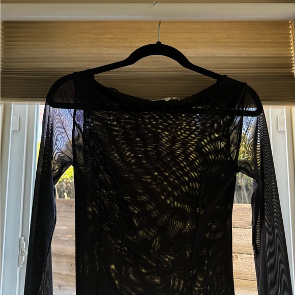 💋GORGEOUS MESH GOING OUT TOP💋 - Picture 2 of 7